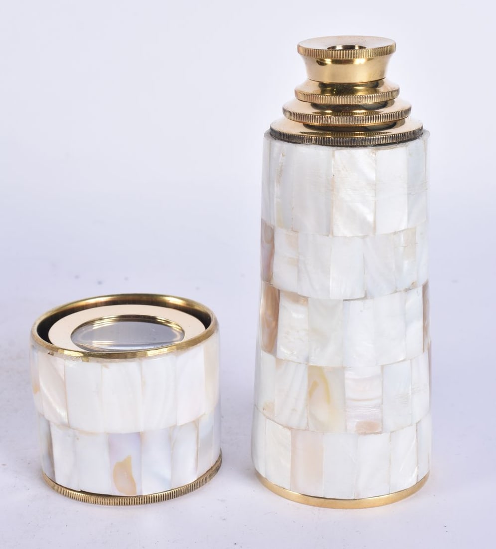 A MOTHER OF PEARL TELESCOPE. 44 cm long extended. (1 of 2)