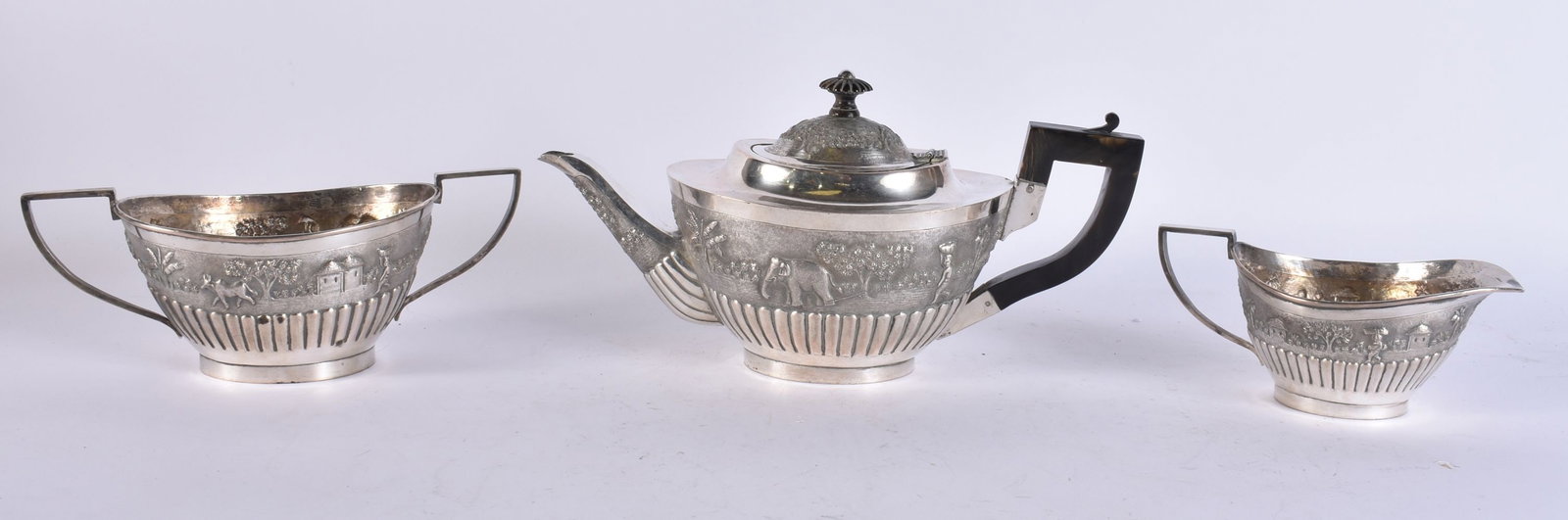 A 19TH CENTURY INDIAN THREE PIECE SILVER TEASET. 928 grams. Largest 27.5 cm wide. (3) (1 of 5)