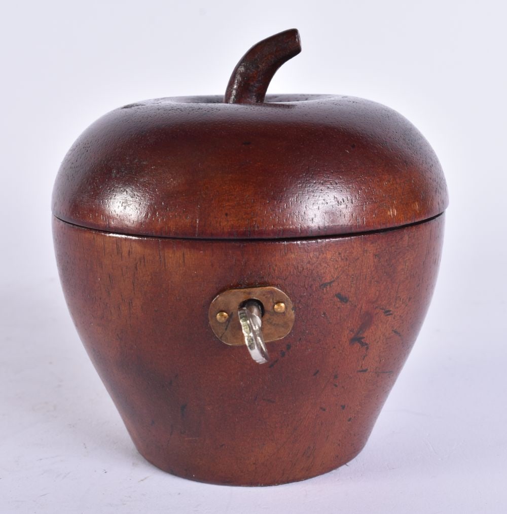 A TREEN WOOD TEA CADDY. 12.5 cm high. (1 of 5)