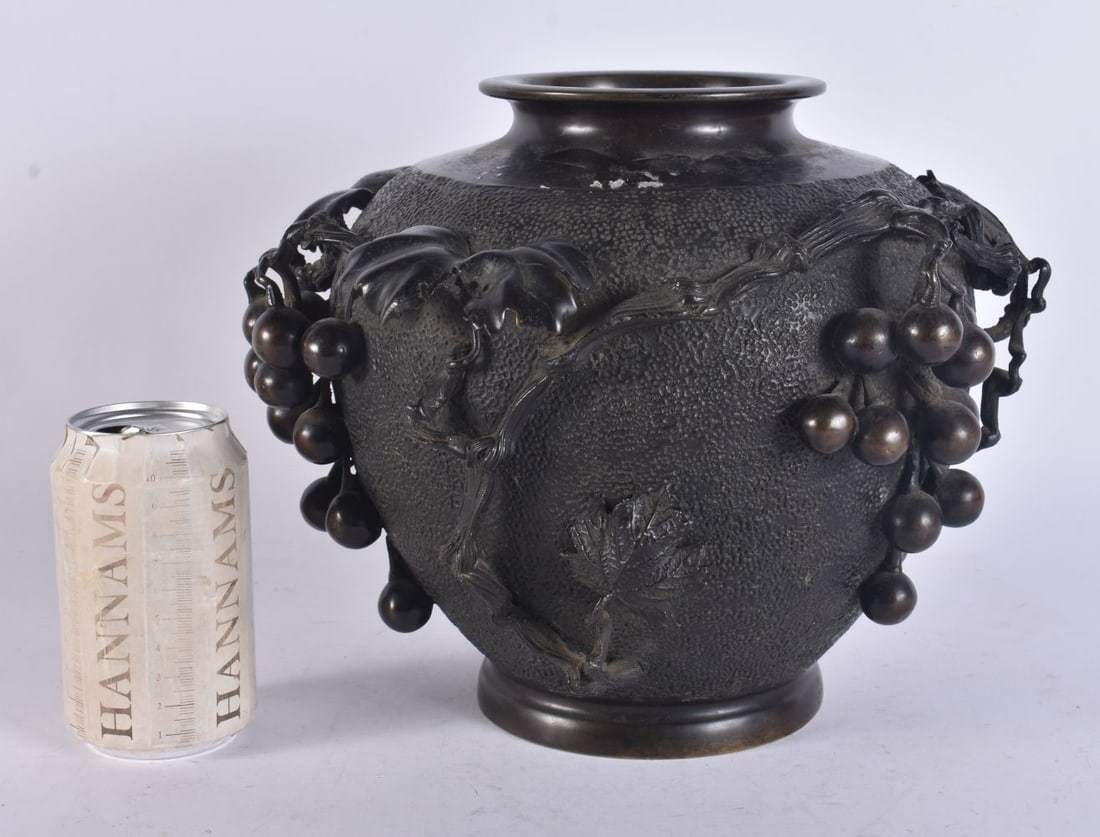 A 19TH CENTURY JAPANESE MEIJI PERIOD BRONZE GRAPE VINE VASE. 24 cm x 22 cm. (1 of 5)
