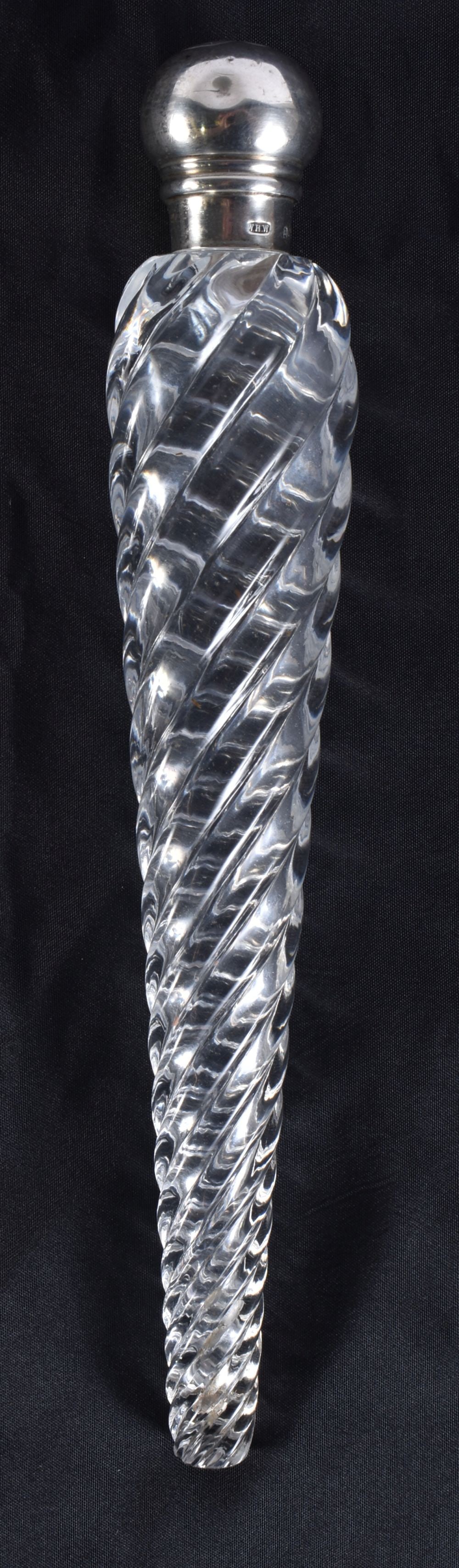 AN ANTIQUE SILVER MOUNTED WRITHEN MOULDED GLASS SCENT BOTTLE. 24 cm long. (1 of 5)
