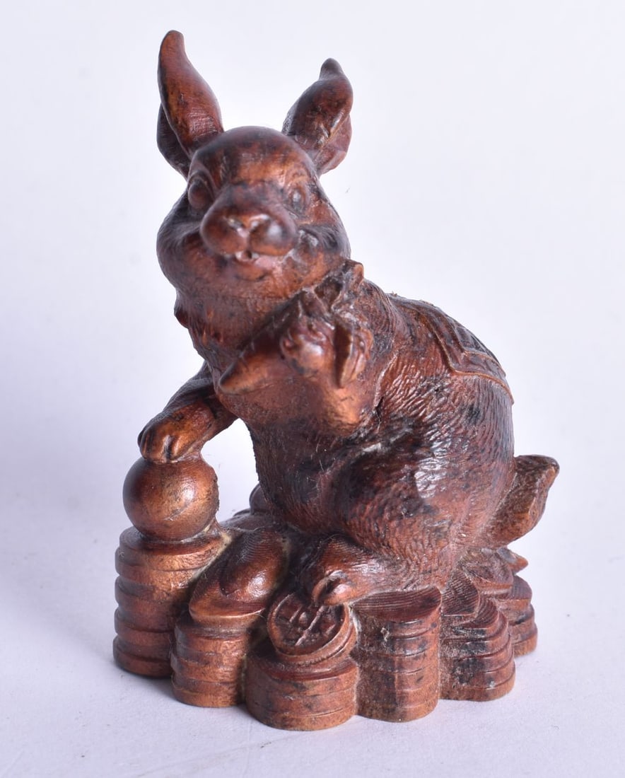 A Carved Rabbit. 6cm x 4cm x 3.5cm (1 of 5)