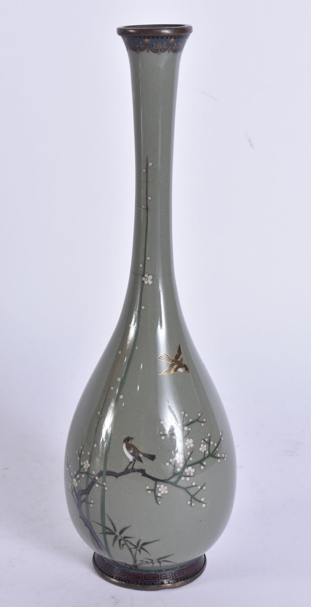 A FINE LATE 19TH CENTURY JAPANESE MEIJI PERIOD CLOISONNE ENAMEL VASE possibly by Namikawa Yasuyuki.: A FINE LATE 19TH CENTURY JAPANESE MEIJI PERIOD CLOISONNE ENAMEL VASE possibly by Namikawa Yasuyuki. 18.5 cm high.