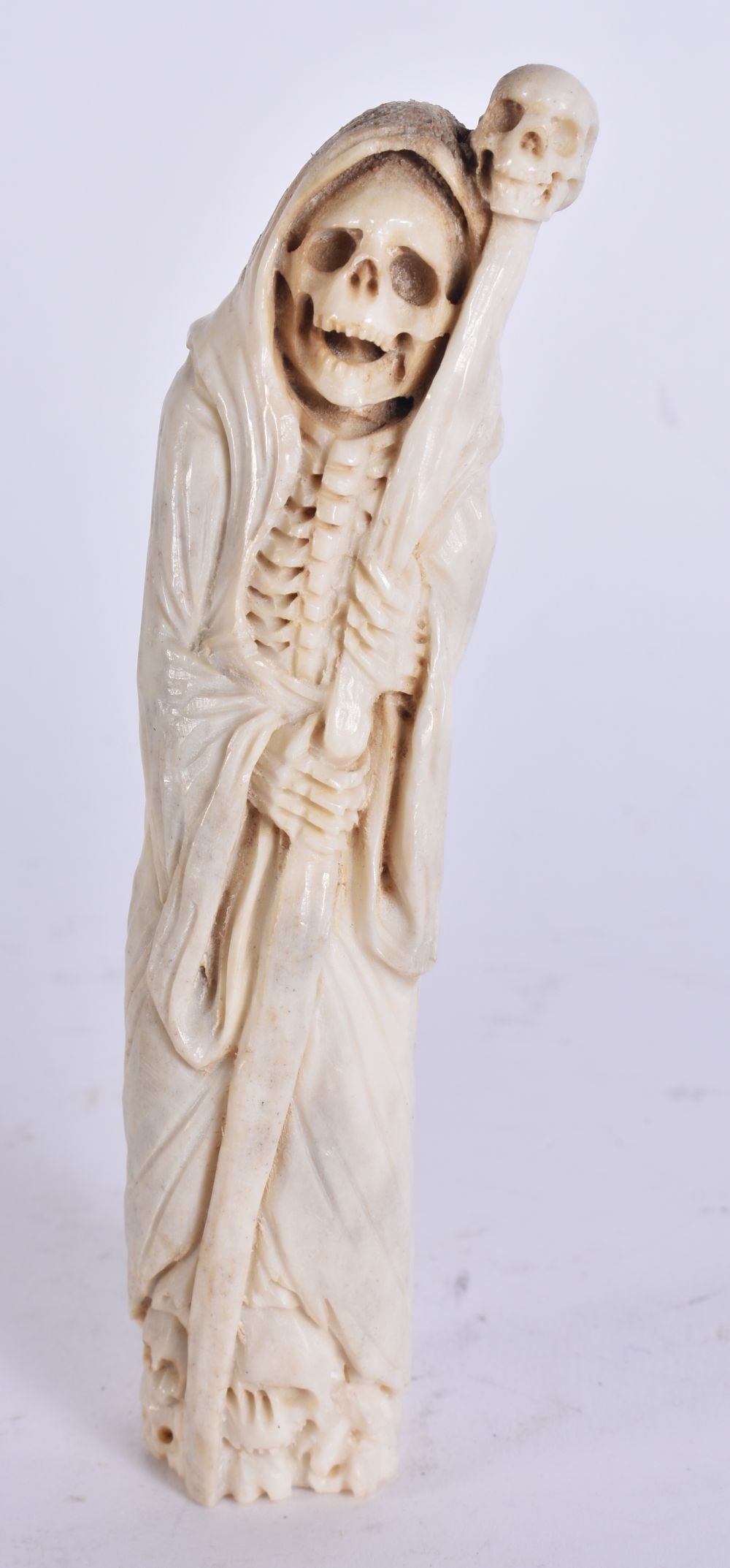 A JAPANESE ANTLER HORN MEMENTO MORI SKELETON. 12 cm long. (1 of 4)