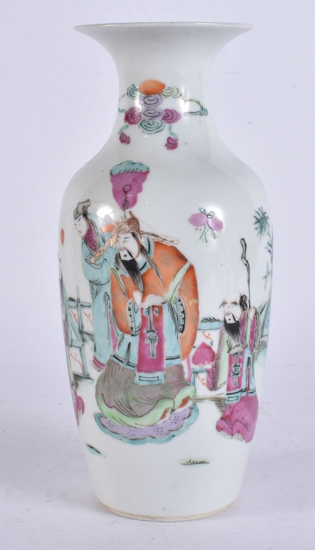 A CHINESE REPUBLICAN PERIOD FAMILLE ROSE FIGURAL VASE. 24 cm high. (1 of 5)