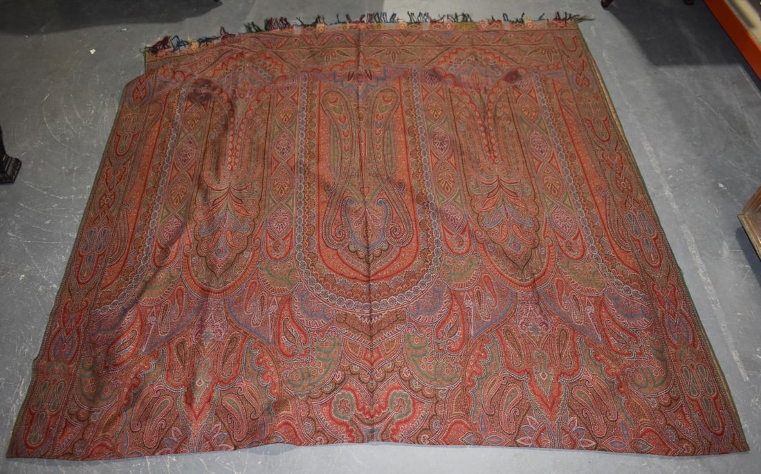 A PAISLEY SHAWL. 370 cm x 165 cm. (1 of 7)