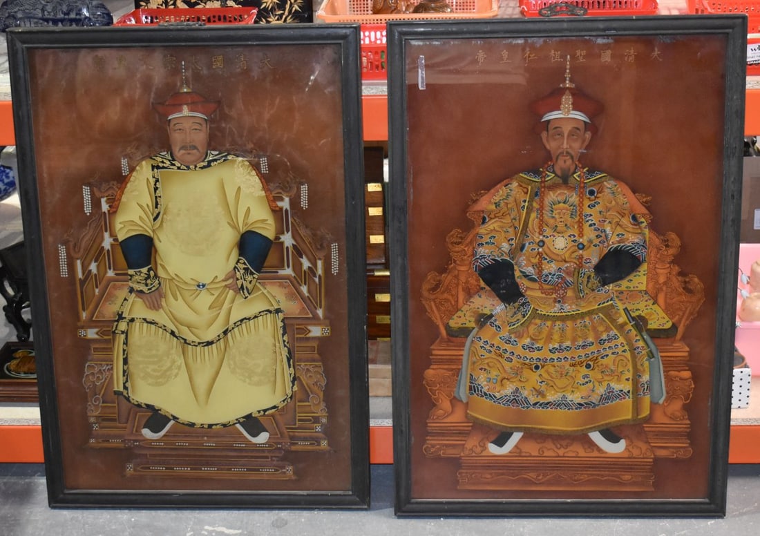 A PAIR OF CHINESE REVERSE PAINTED PORTRAITS. 85 cm x 58 cm. (1 of 4)