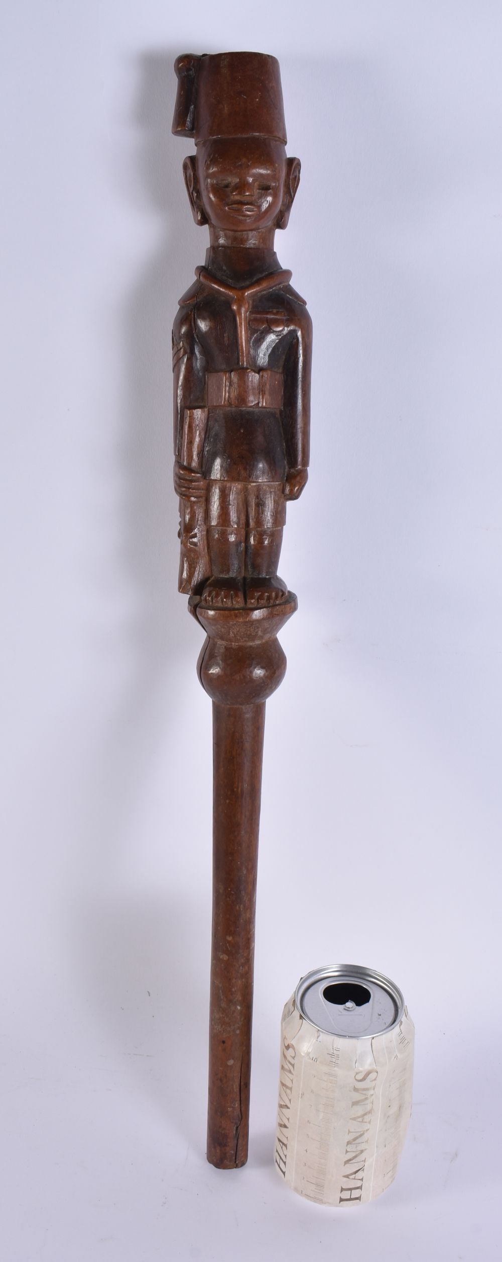 AN ANTIQUE AFRICAN TRIBAL COLONIAL FIGURAL STAFF. 52 cm long. (1 of 4)