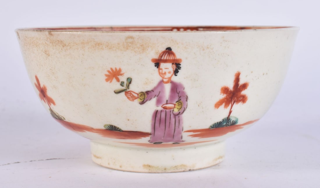 AN 18TH CENTURY JOHN PENNINGTON MANDARIN PATTERN BOWL. 11 cm wide.: AN 18TH CENTURY JOHN PENNINGTON MANDARIN PATTERN BOWL. 11 cm wide.