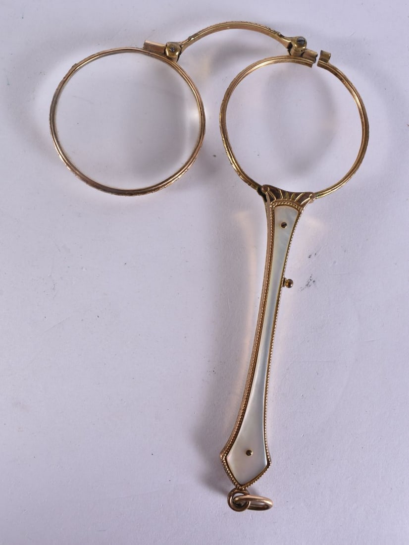 A PAIR OF MOTHER OF PEARL YELLOW METAL LORGNETTES. 12 cm x 8 cm. (1 of 1)