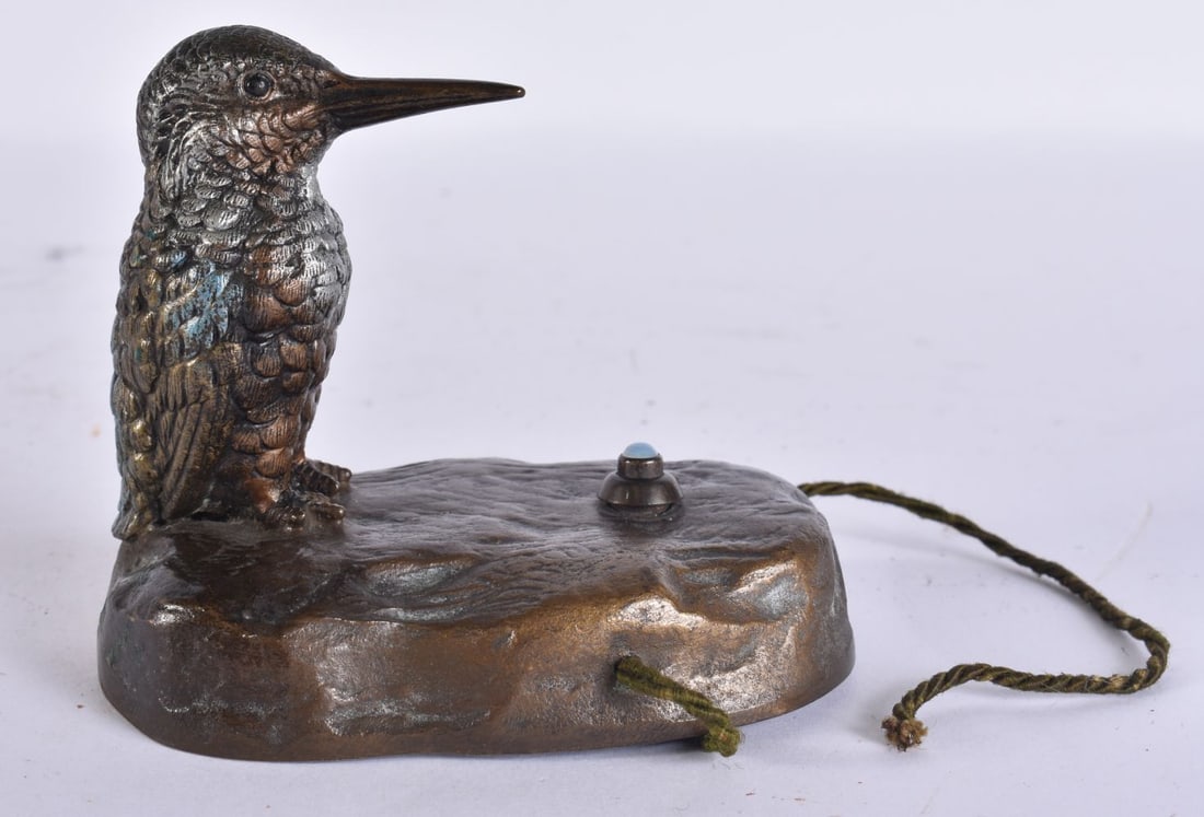 A LOVELY EARLY 20TH CENTURY COLD PAINTED BRONZE AND OPAL BELL PUSH formed as a kingfisher. 10 cm x 9: A LOVELY EARLY 20TH CENTURY COLD PAINTED BRONZE AND OPAL BELL PUSH formed as a kingfisher. 10 cm x 9 cm.