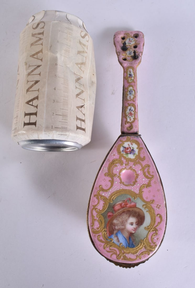 AN UNUSUALLY LARGE 19TH CENTURY VIENNESE ENAMEL BOX formed as an instrument, painted with a female.: AN UNUSUALLY LARGE 19TH CENTURY VIENNESE ENAMEL BOX formed as an instrument, painted with a female. 21 cm long.