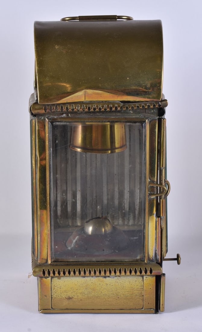 Antique Brass Ship's Lantern Victorian w/ Bevelled Glass Panels. 35 cm high.: Antique Brass Ship's Lantern Victorian w/ Bevelled Glass Panels. 35 cm high.