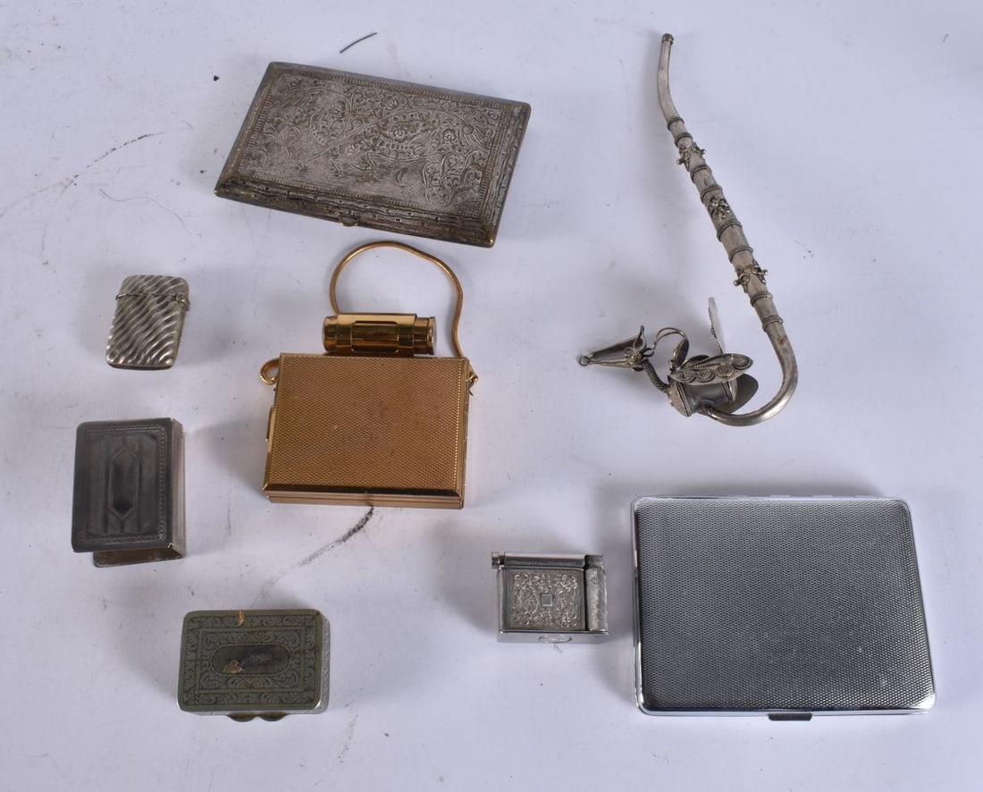 ASSORTED COLLECTABLES. (qty) - 2
