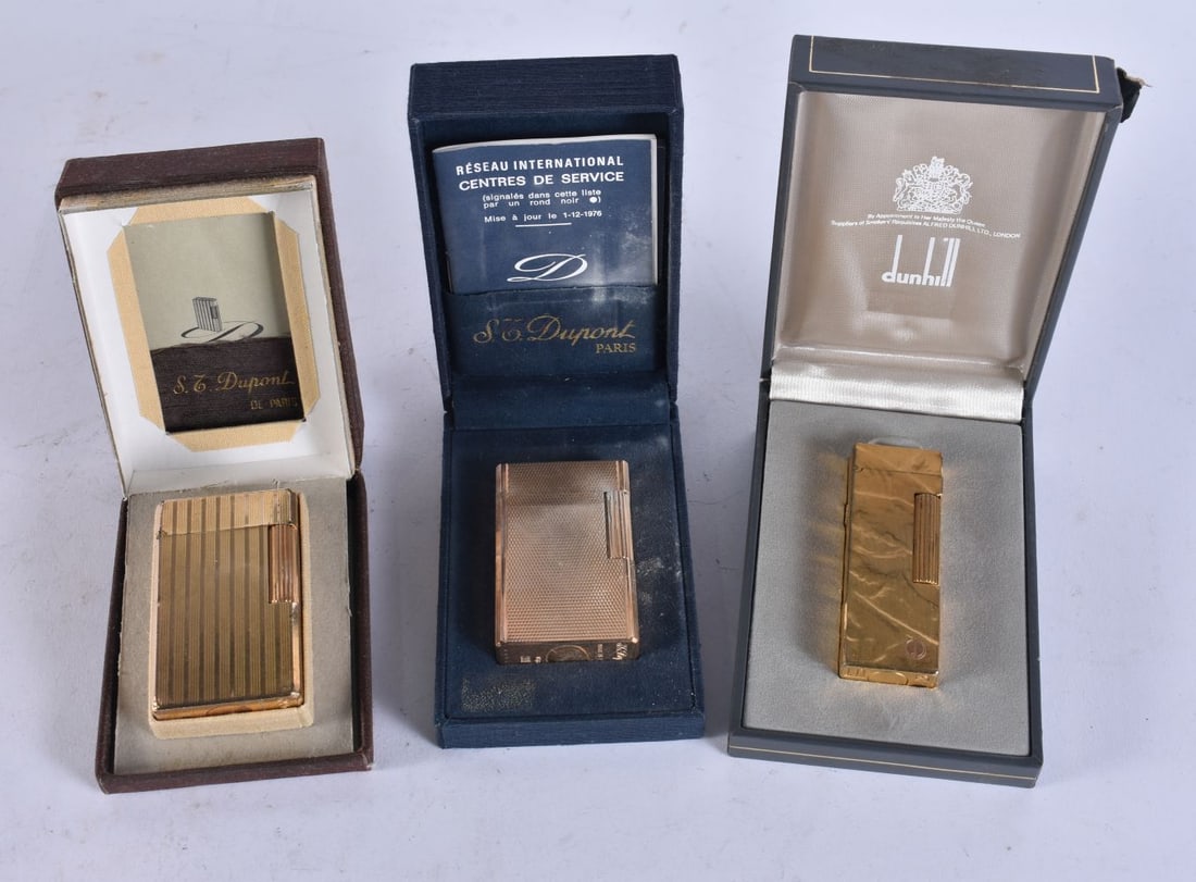 THREE BOXES DUNHILL AND ST DUPONT LIGHTERS. (3) (1 of 4)