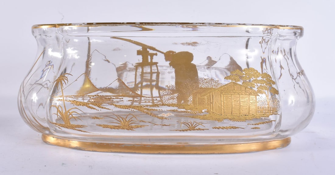 A LATE 19TH CENTURY FRENCH GILDED GLASS BOWL by Baccarat, decorated with a Japanese male moon gazing: A LATE 19TH CENTURY FRENCH GILDED GLASS BOWL by Baccarat, decorated with a Japanese male moon gazing. 30 cm x 17 cm.