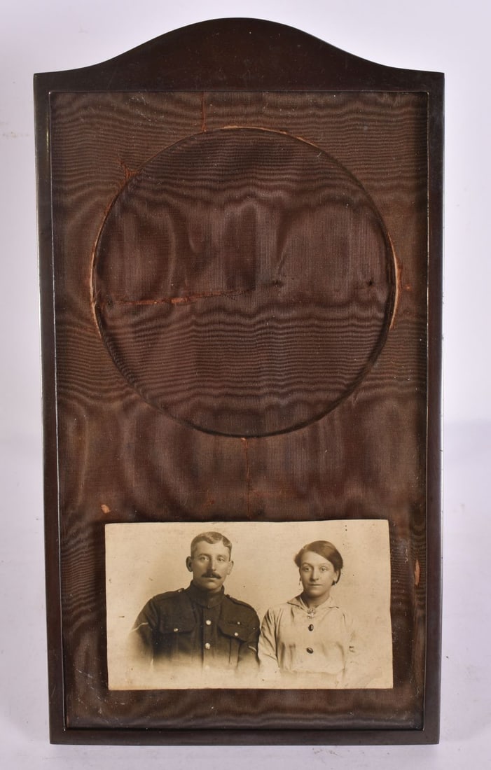 A MILITARY INTEREST PHOTOGRAPH FRAME. 28 cm x 14 cm.: A MILITARY INTEREST PHOTOGRAPH FRAME. 28 cm x 14 cm.
