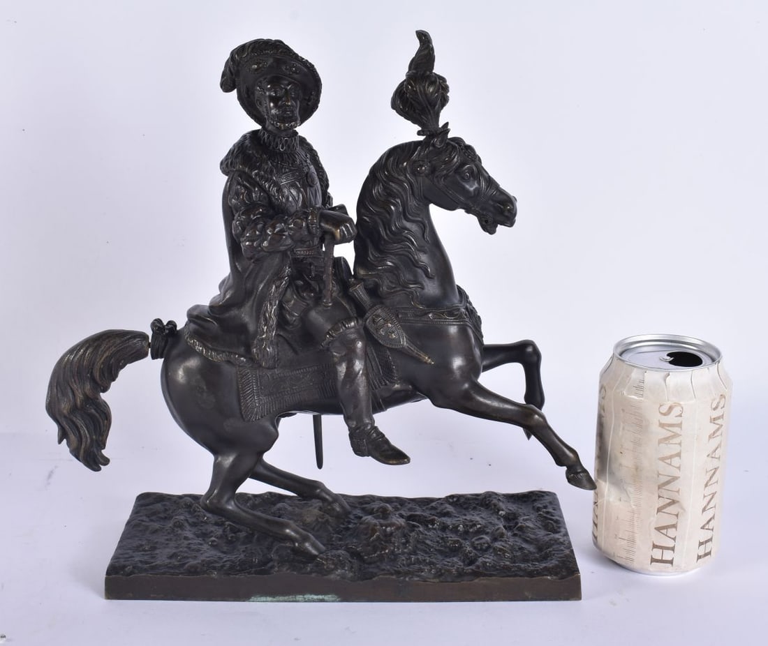 A FINE 19TH CENTURY EUROPEAN GRAND TOUR BRONZE FIGURE OF A MALE modelled on horseback. 28 CM X 24 CM: A FINE 19TH CENTURY EUROPEAN GRAND TOUR BRONZE FIGURE OF A MALE modelled on horseback. 28 CM X 24 CM.