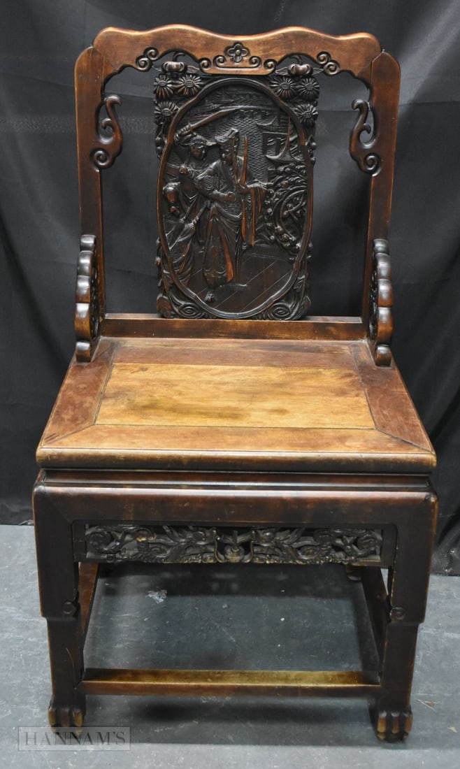 AN UNUSUAL 19TH CENTURY CHINESE CARVED HARDWOOD CHAIR Late Qing. 90 cm x 42 cm x 42 cm. (1 of 6)