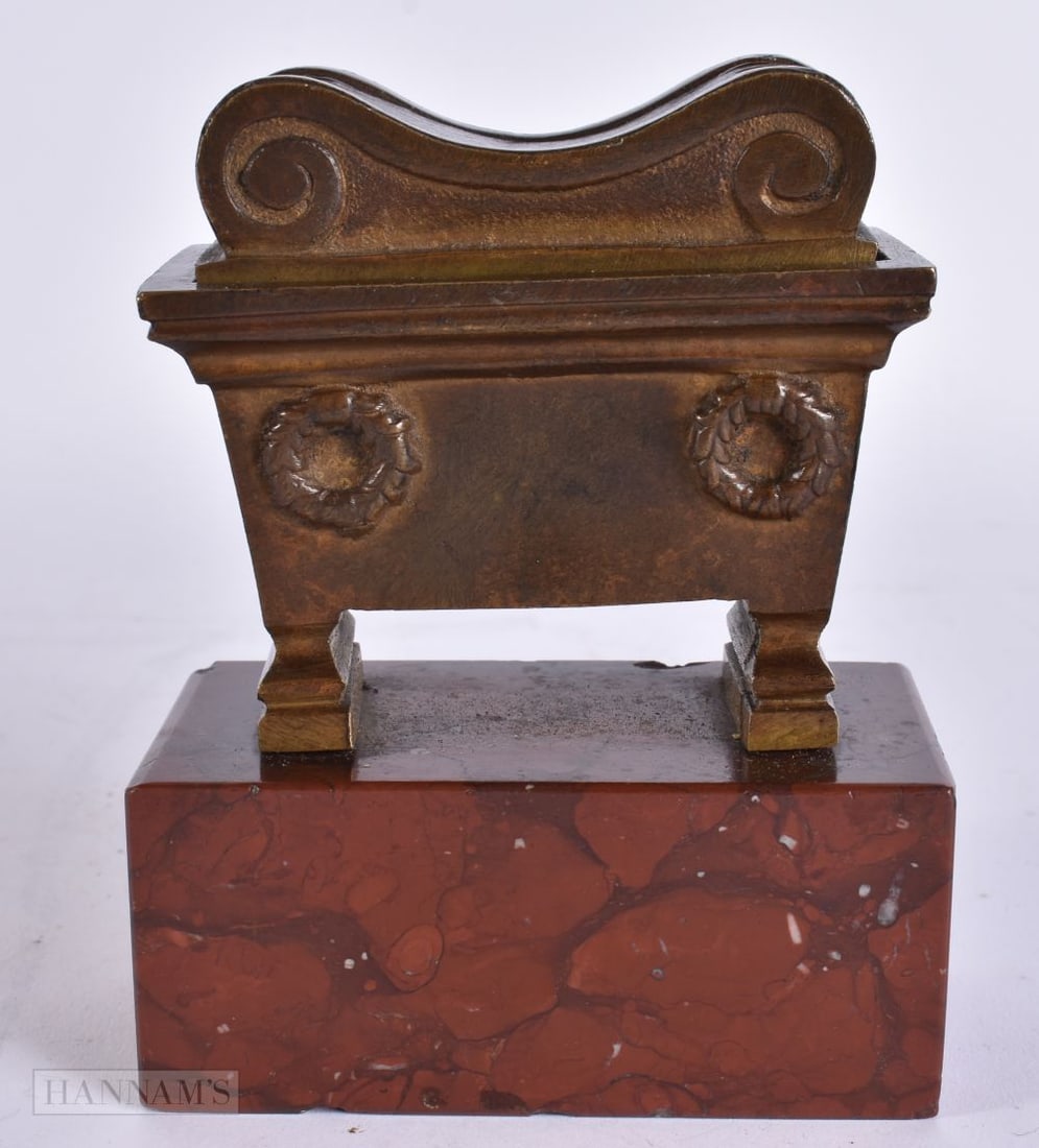 AN UNUSUAL 19TH CENTURY FRENCH GRAND TOUR BRONZE MODEL OF NAPOLEONS TOMB upon a red marble plinth. 1: AN UNUSUAL 19TH CENTURY FRENCH GRAND TOUR BRONZE MODEL OF NAPOLEONS TOMB upon a red marble plinth. 12 cm x 8.5 cm.