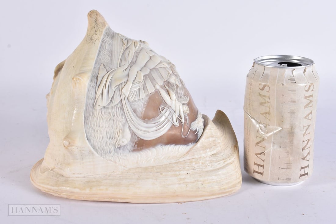 AN EXCEPTIONAL 19TH CENTURY ITALIAN GRAND TOUR CARVED CAMEO CONCH SHELL depicting Venus within a cla (1 of 11)