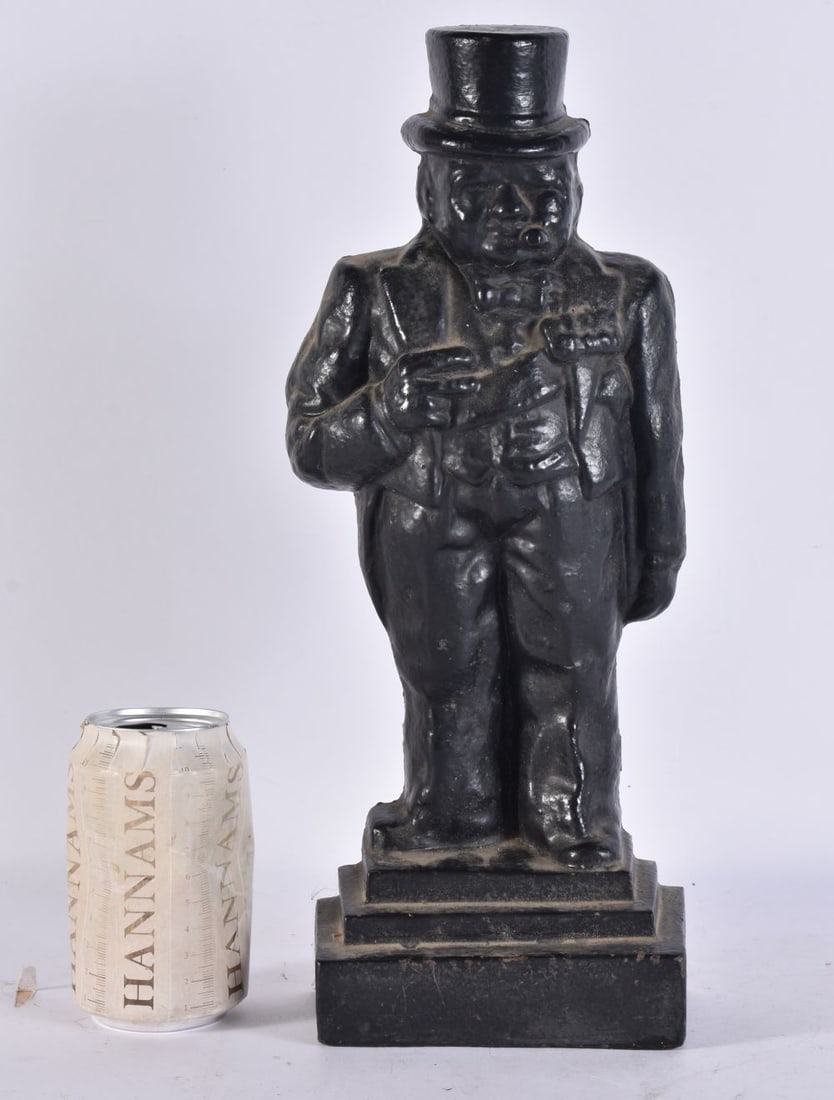 AN ANTIQUE WINSTON CHURCHILL MILITARY INTEREST CAST IRON DOOR STOP. 36 cm high. (1 of 4)