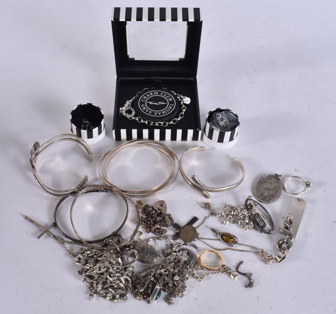 ASSORTED MAINLY SILVER JEWELLERY. Silver approx 200 grams. (qty) (1 of 6)