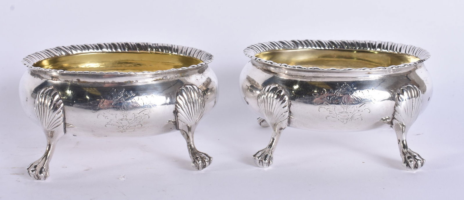 A PAIR OF ANTIQUE SILVER SALTS. 187 grams. 8 cm wide. (1 of 6)