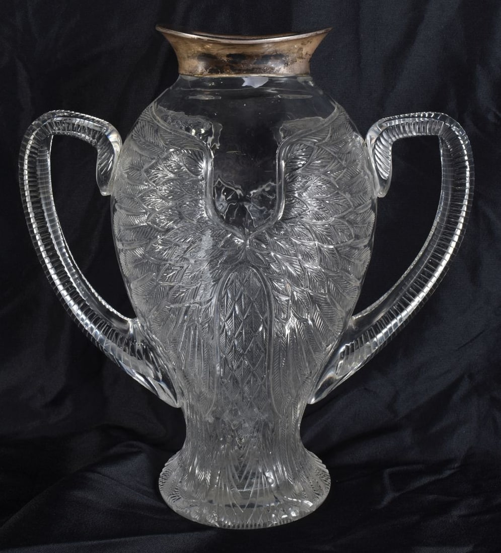 A FINE AND UNUSUAL VICTORIAN DOUBLE BIRD WING GLASS DECANTER. 24 cm x 18 cm. (1 of 6)