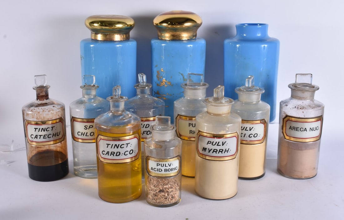 ASSORTED APOTHECARY JARS. Largest 27 cm high. (qty) (1 of 5)