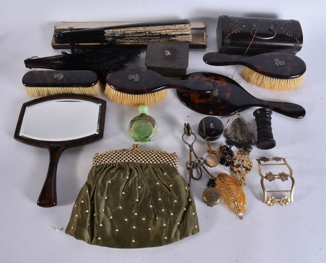 Vanity Items Antique Vintage Accessories Tortoise Shell Souvenir Sewing Box. (qty) (1 of 6)