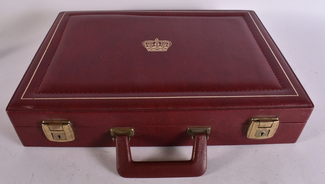 Bestecke Solingen Briefcase Cutlery Set Vintage Dining Ware. (qty): Bestecke Solingen Briefcase Cutlery Set Vintage Dining Ware. (qty)
