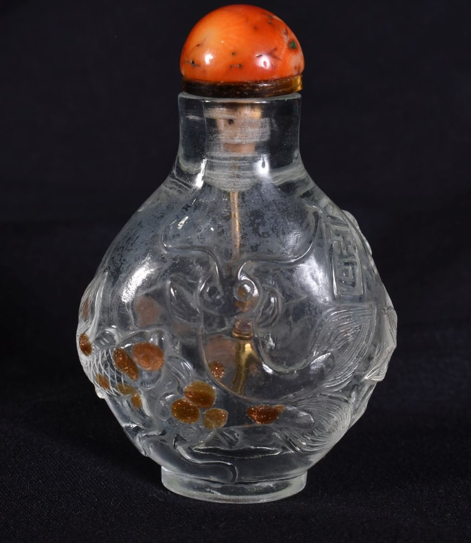 A FINE 19TH CENTURY CHINESE CARVED CRYSTAL SNUFF BOTTLE Late Qing. 6 cm x 3.5 cm. (1 of 8)