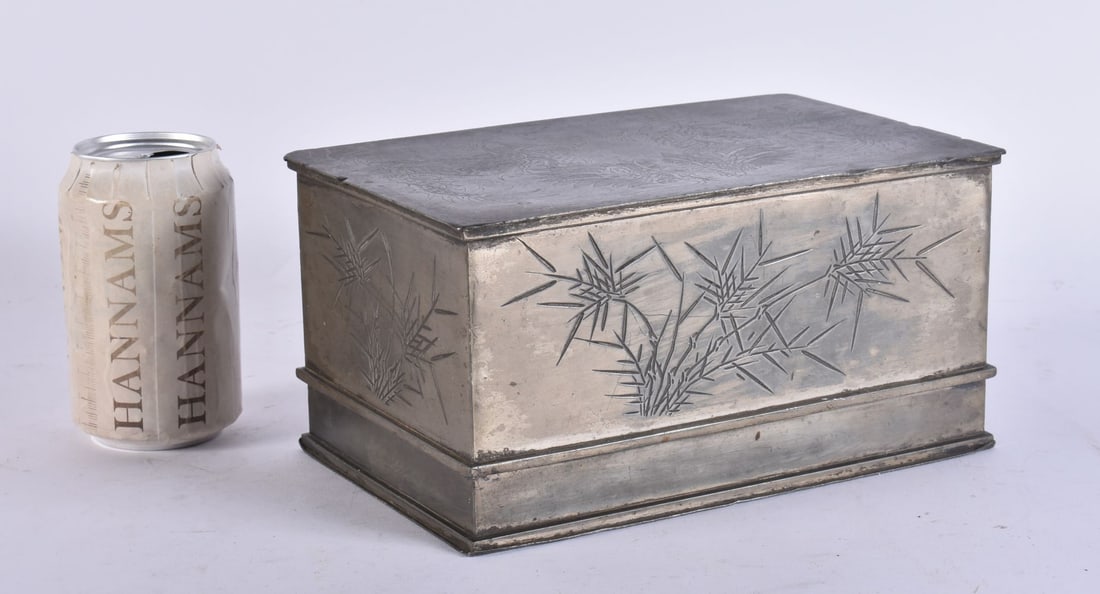 A LARGE LATE 19TH CENTURY CHINESE PEWTER KUT HING BOX Late Qing, engraved with dragons. 23 cm x 14 c (1 of 8)