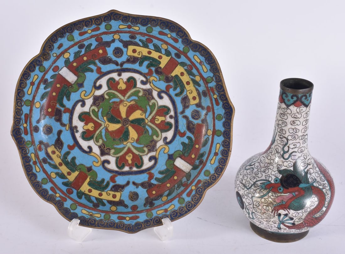 A CHINESE QING DYNASTY CLOISONNE ENAMEL SCALLOPED PLATE together with a cloisonne dragon vase. Large (1 of 7)