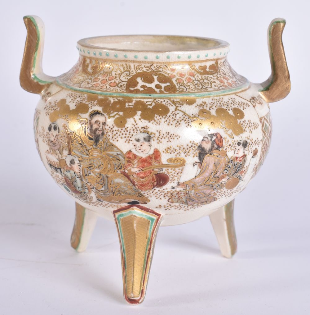 A LATE 19TH CENTURY JAPANESE MEIJI PERIOD SATSUMA CENSER. 9 cm wide. (1 of 5)