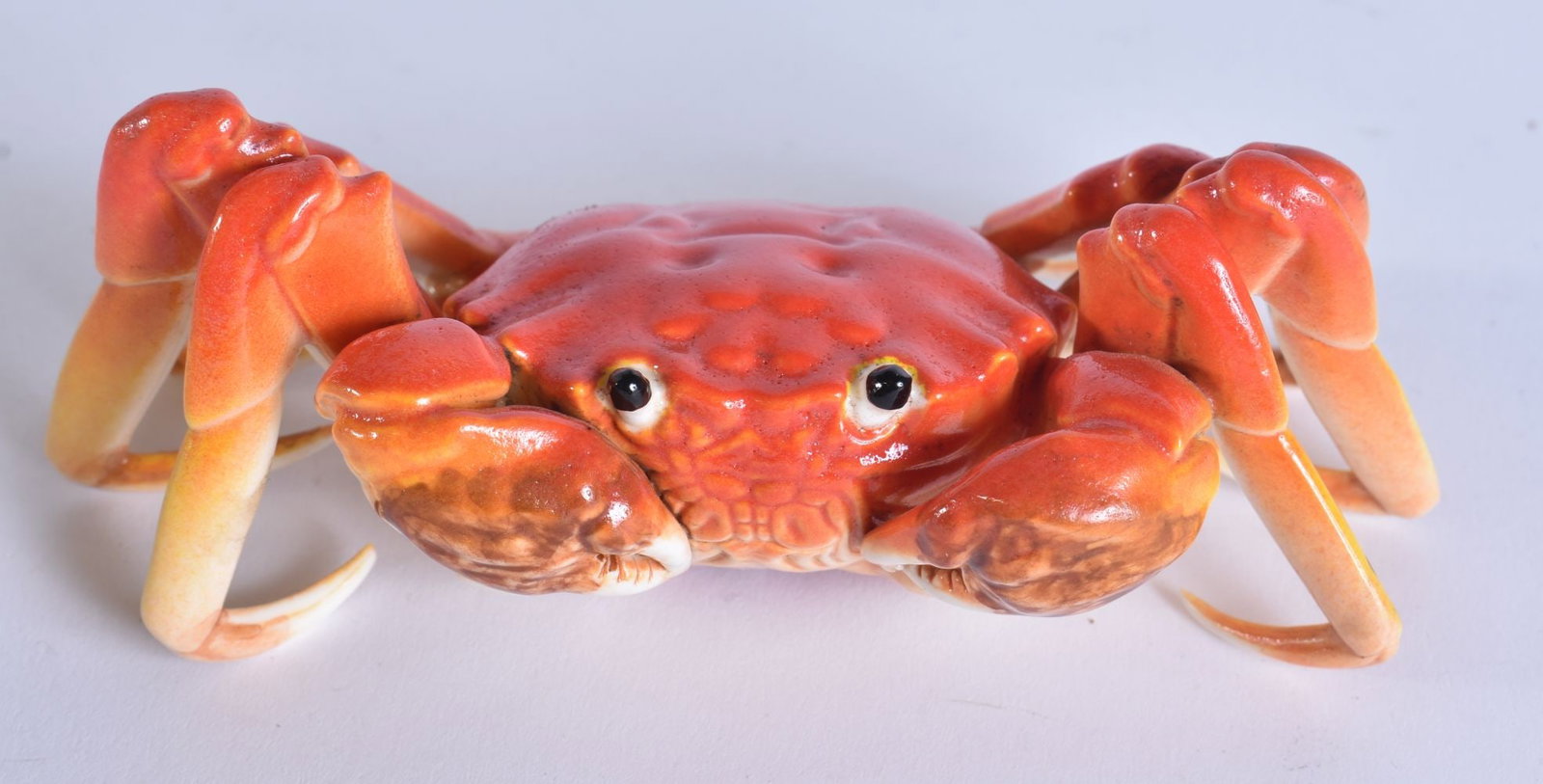 A CHINESE PORCELAIN CRAB. 11.5 cm wide.: A CHINESE PORCELAIN CRAB. 11.5 cm wide.