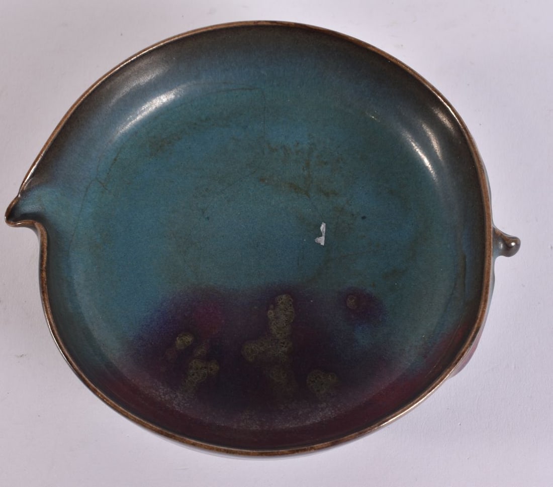 A CHINESE JUNYAO DISH. 14 cm wide. (1 of 4)