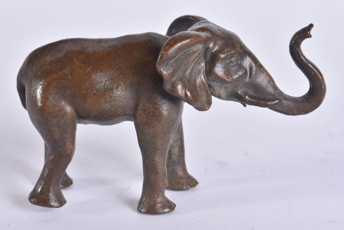 A JAPANESE BRONZE ELEPHANT. 7 cm wide. (1 of 5)