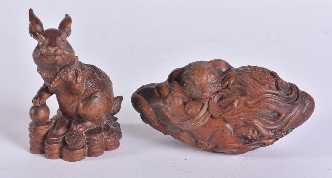 TWO JAPANESE WOOD CARVINGS. 6 cm wide. (2) (1 of 4)