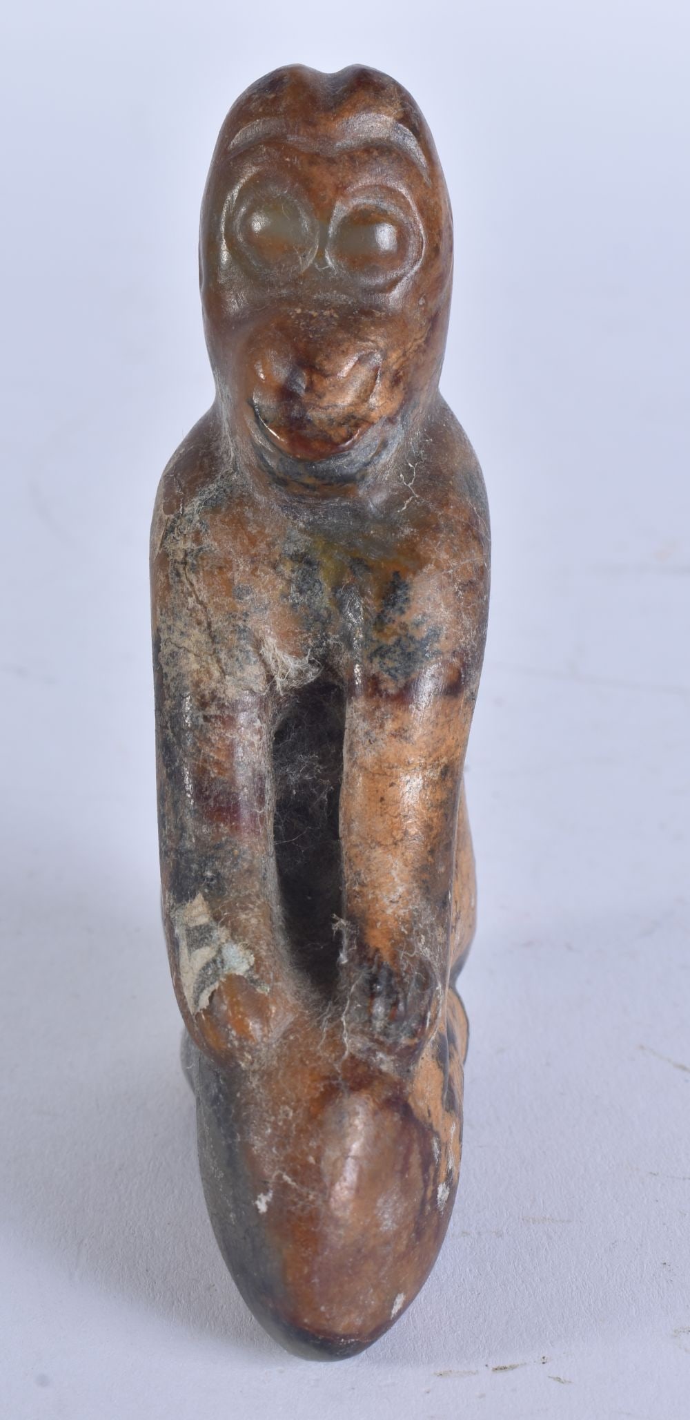 A CHINESE JADE FIGURE OF A BEAST. 10 cm x 6.5 cm. (1 of 4)