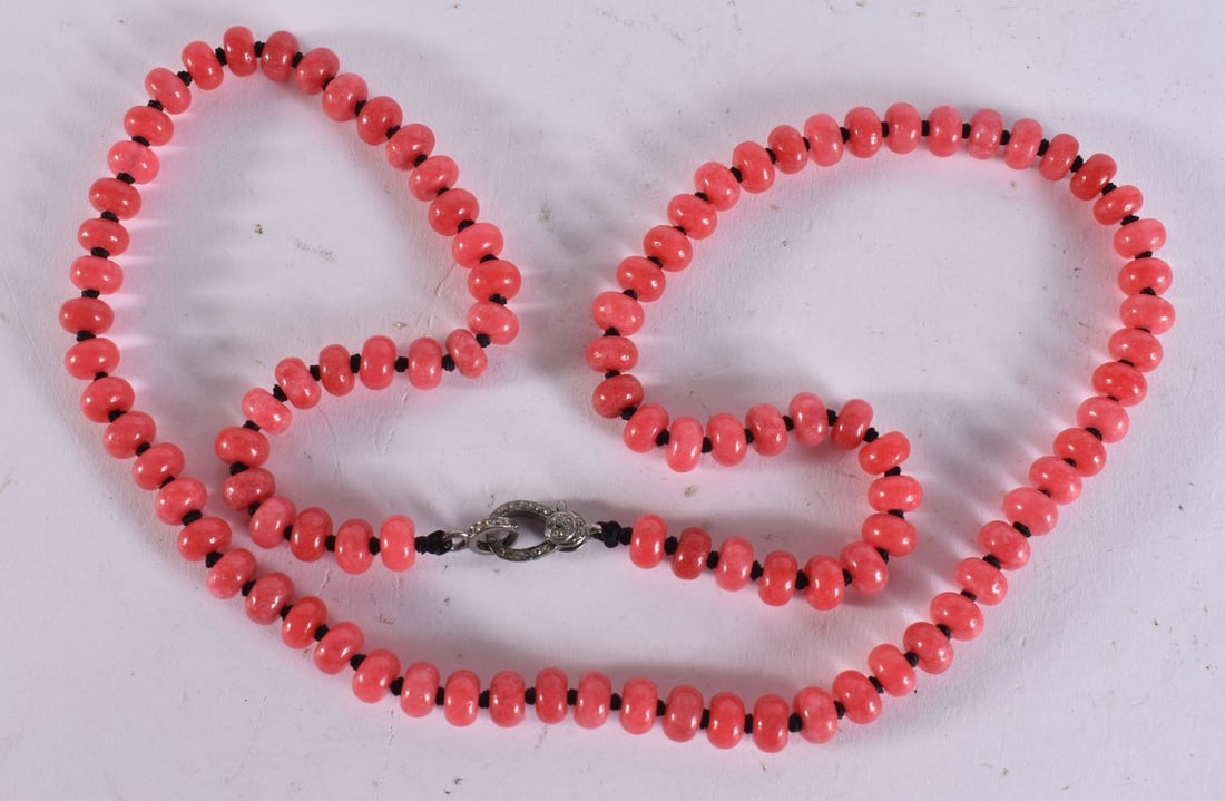 A CHINESE DIAMOND AND PINK TOURMALINE NECKLACE. 60 cm long. (1 of 4)