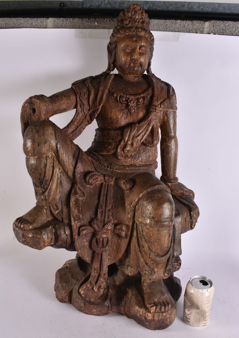 A GOOD LARGE 17TH/18TH CENTURY CHINESE POLYCHROMED WOOD FIGURE OF AN IMMORTAL Late Ming/Qing. 84 cm (1 of 6)