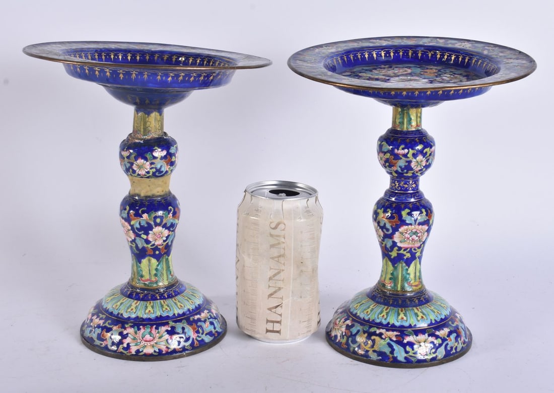 A PAIR OF CHINESE QING DYNASTY CANTON ENAMEL PEDESTAL TAZZA. 20 cm x 15 cm. (1 of 6)