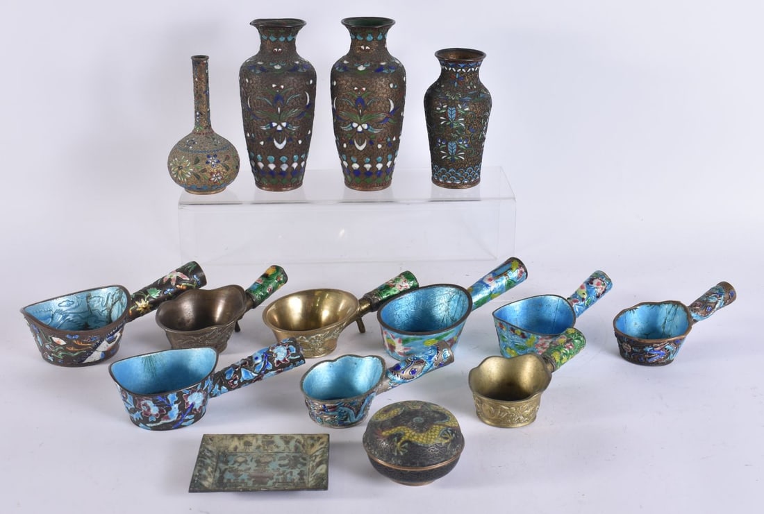ASSORTED CHINESE CLOISONNE ENAMEL SPOONS etc. (Qty) (1 of 7)