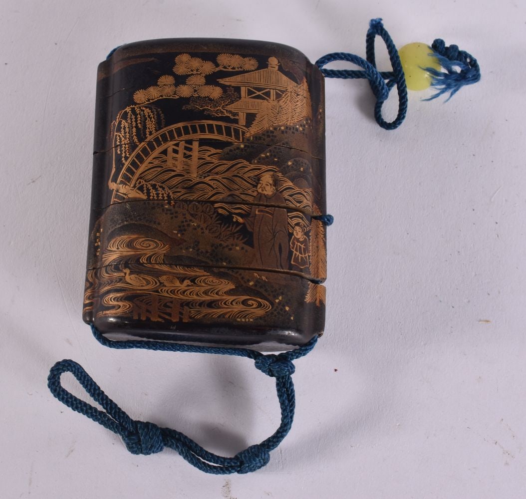 A 19TH CENTURY JAPANESE MEIJI PERIOD BLACK LACQUER INRO. Inro 8 cm x 5.5 cm. (1 of 4)