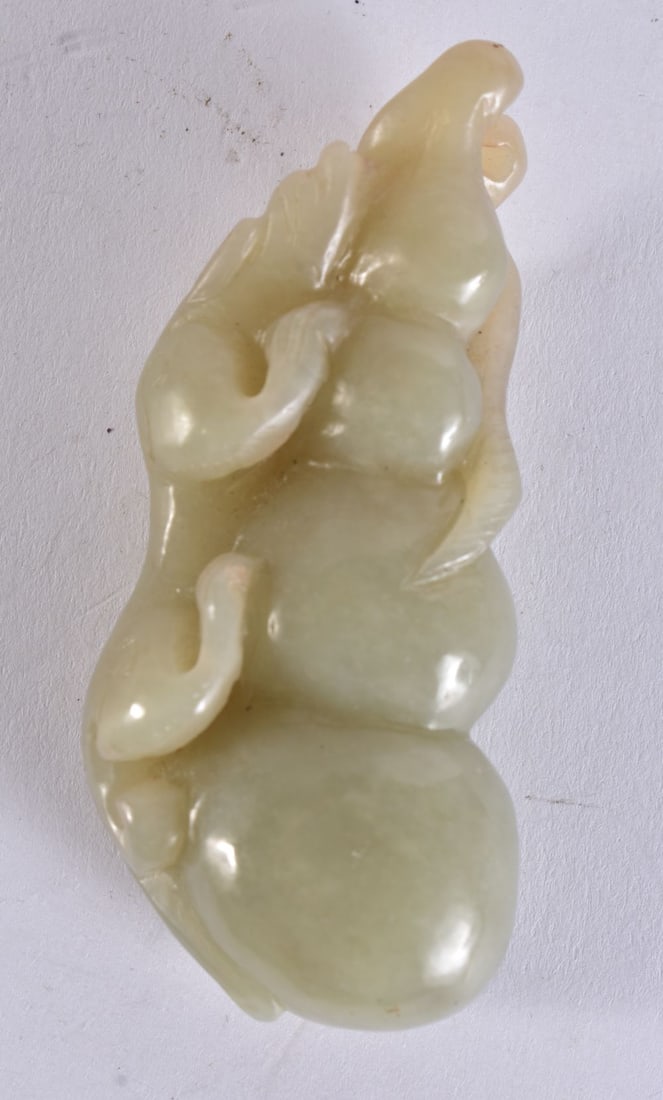 A CHINESE JADE GOURD. 8 cm long. (1 of 4)