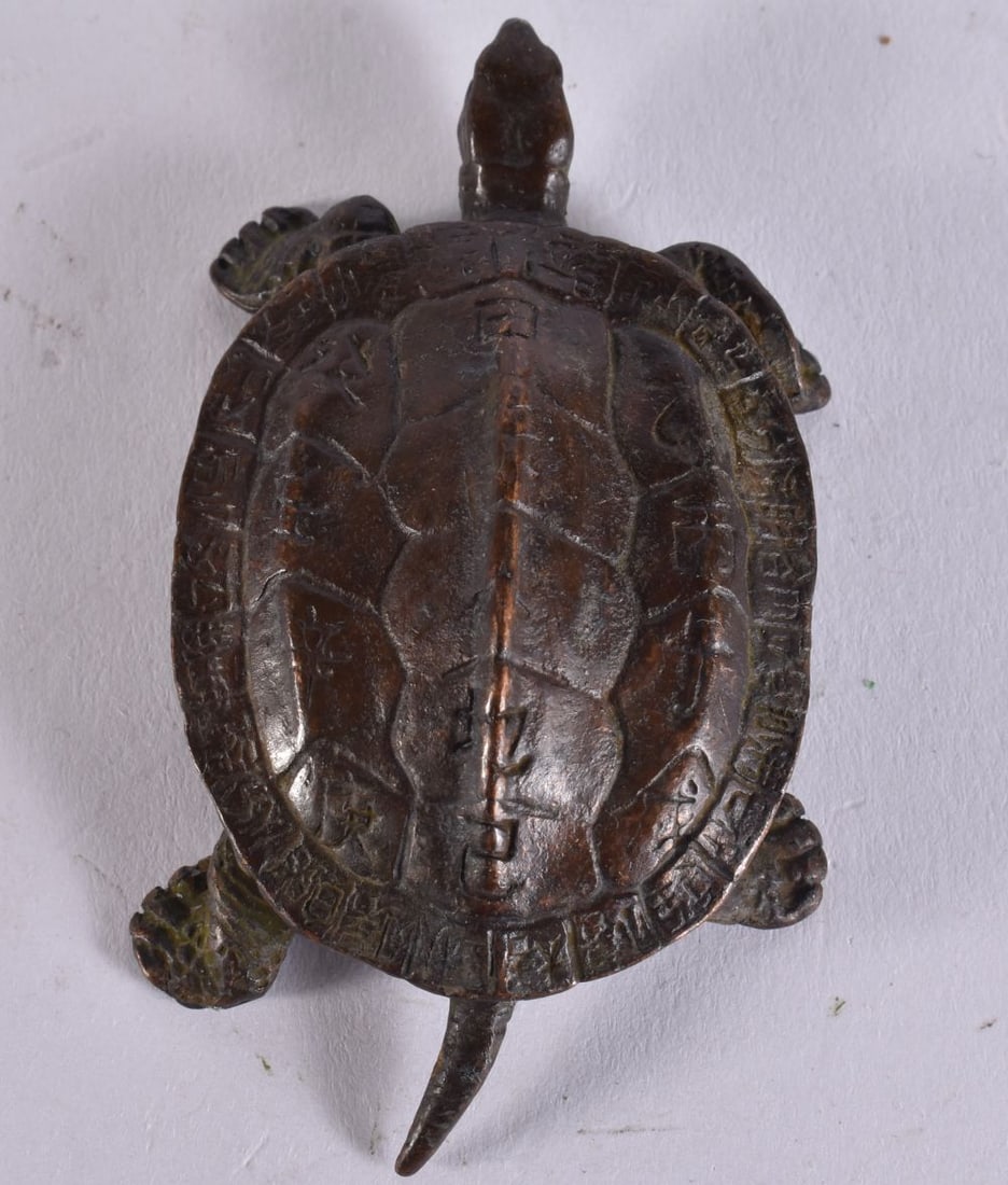 A JAPANESE BRONZE TORTOISE. 6.5 cm wide. (1 of 3)