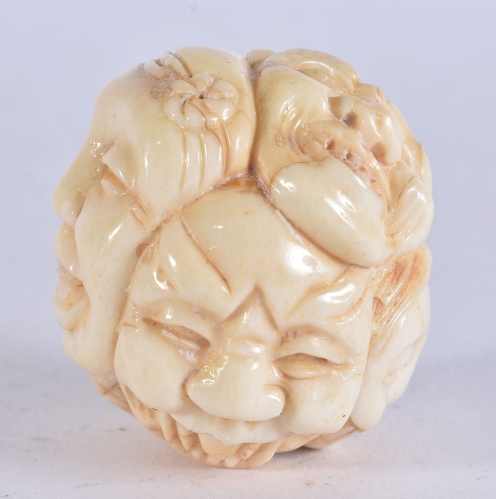 A JAPANESE BONE BALL. 4 cm wide. (1 of 4)