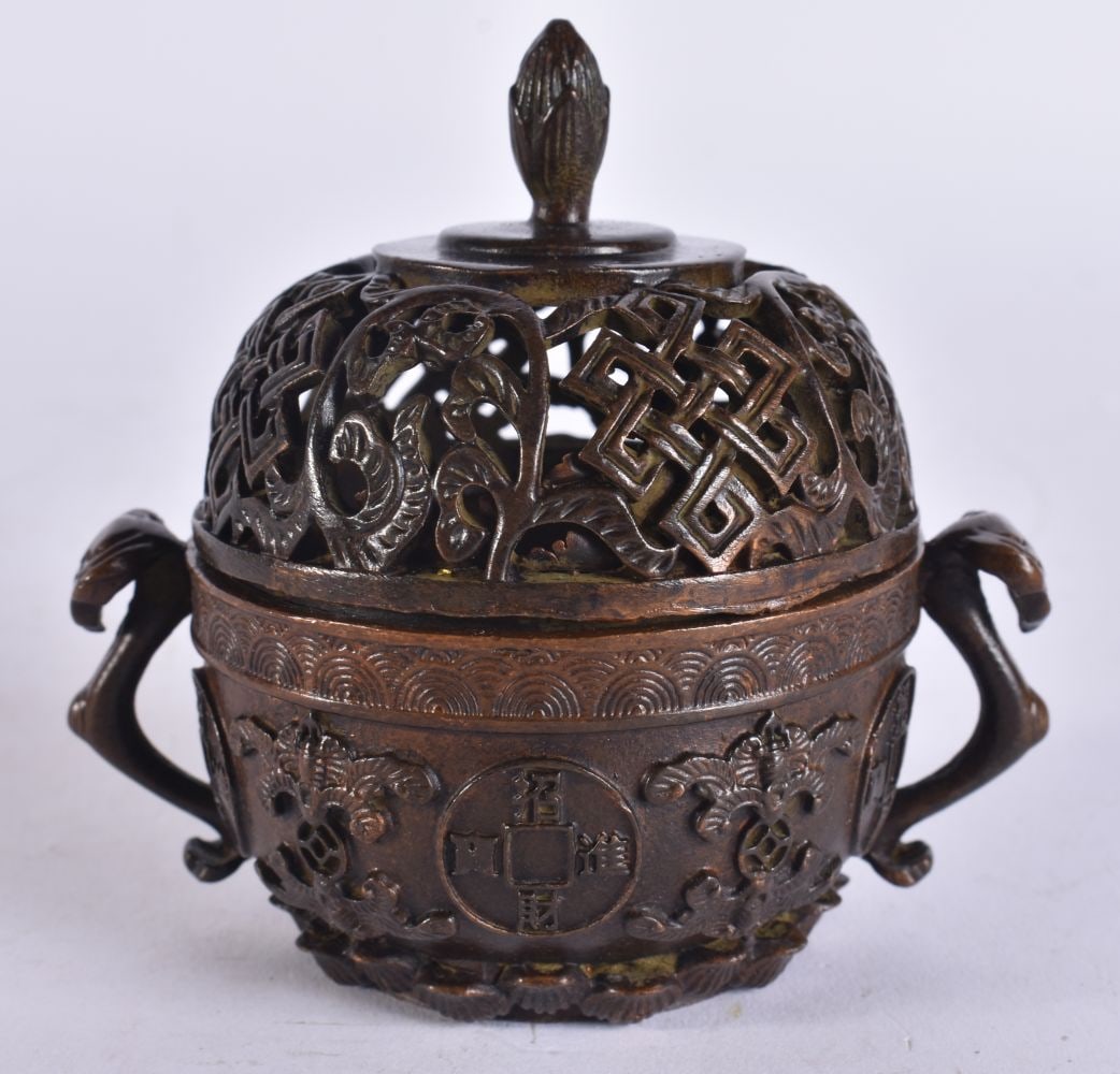 A CHINESE BRONZE CENSER. 8 cm wide. (1 of 5)